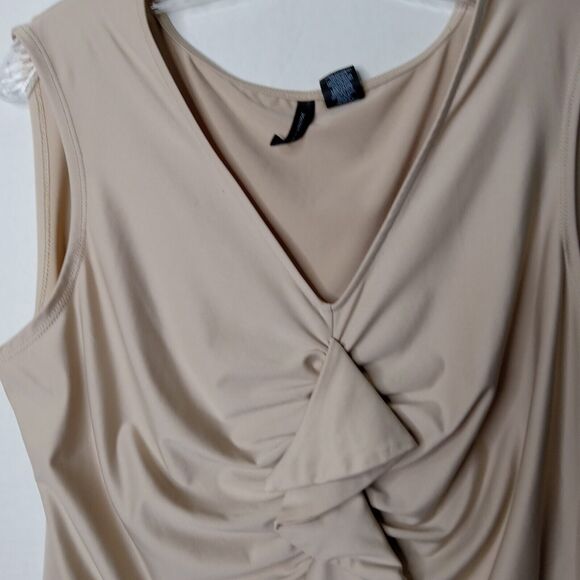 New Directions Top sleeveless light brown ruffle front Womens size Large - Picture 2 of 8